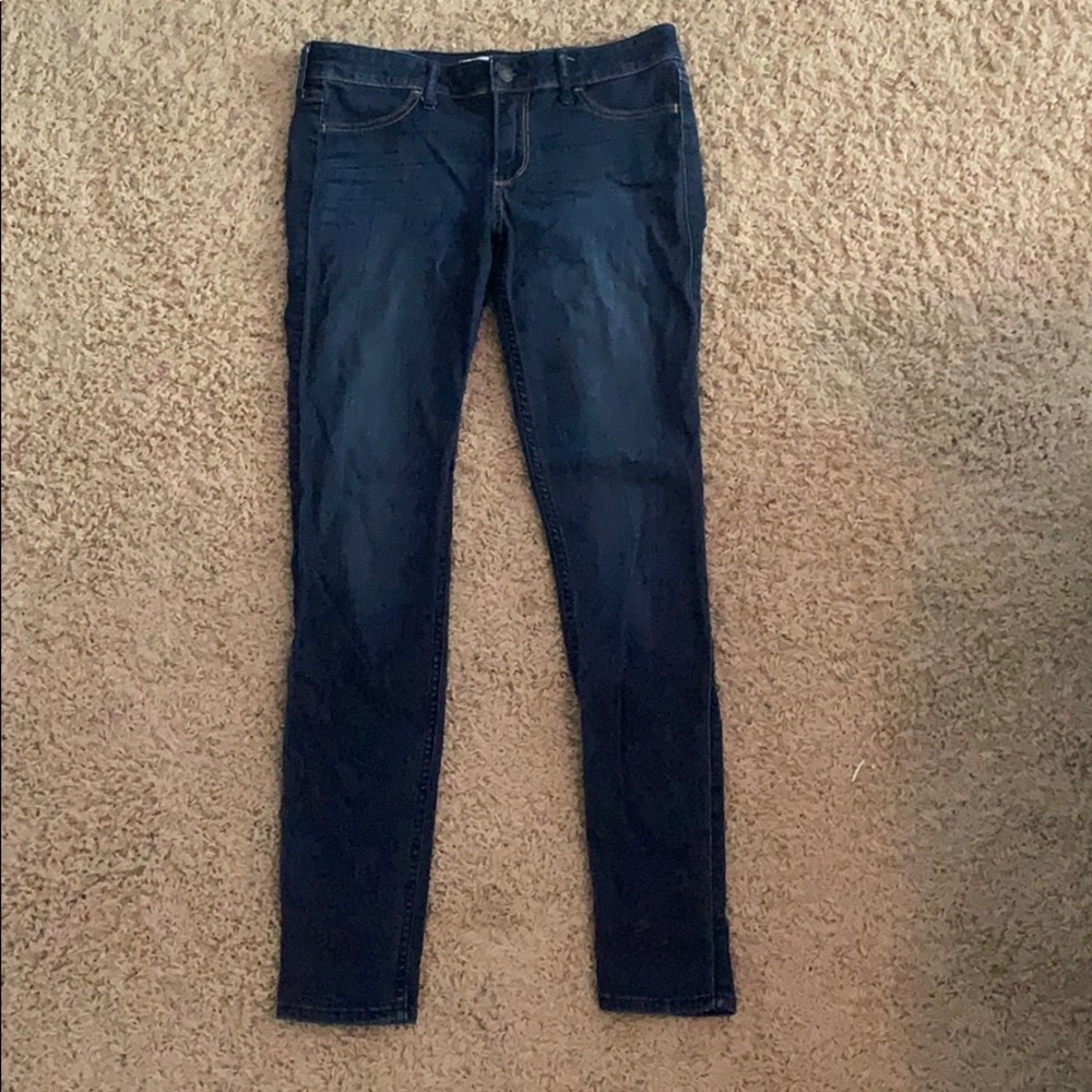 hollister denim jeans